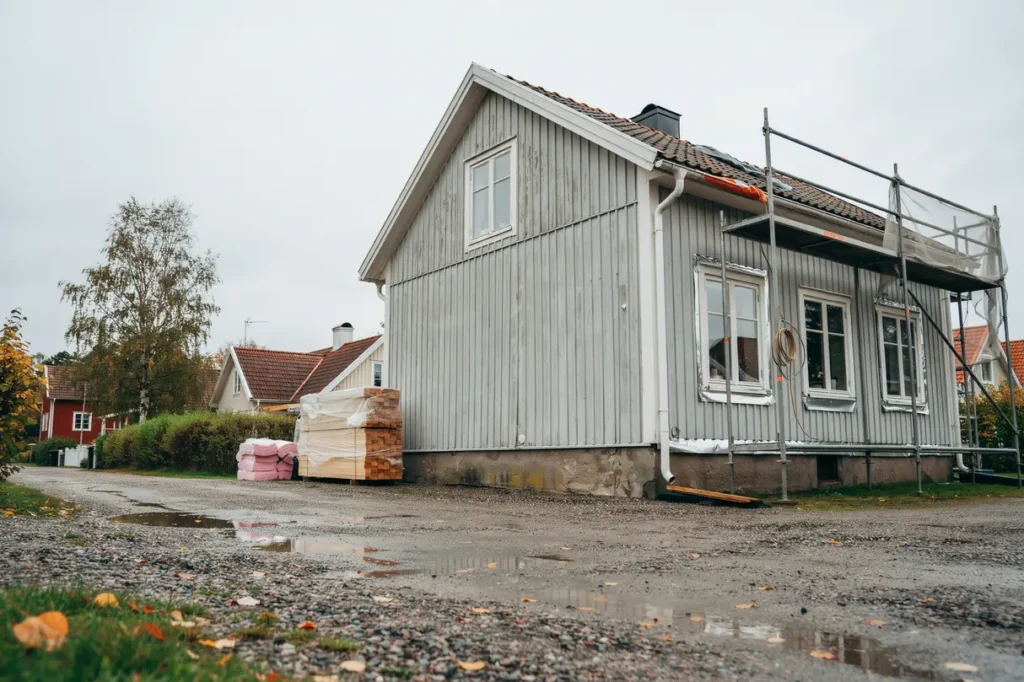 september r r tt tid att t ta huset smarta bygg tg rder inf r h stens regn och kyla
